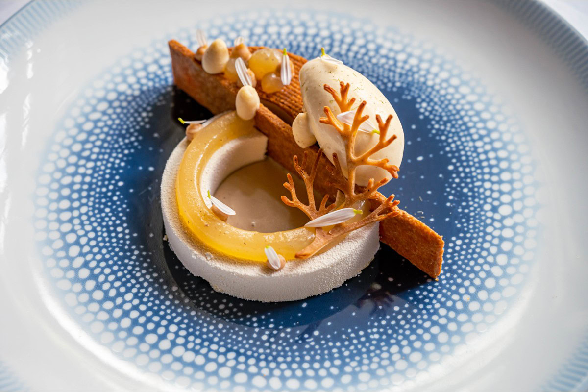 The Eye of the Mountain by Mirko Giuseppe Frustaci | Pastry Arts